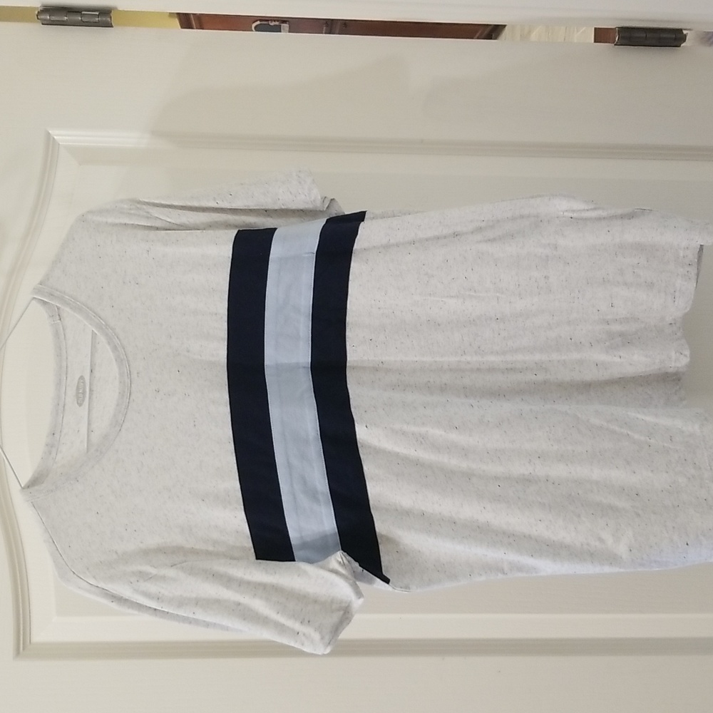 Old Navy Soft Wash T-shirt Size L